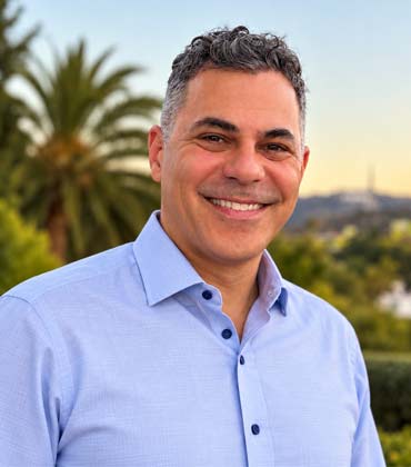 Aaron Mazze, Inveniv | Life Science Review | Top Life Sciences Marketing Solutions