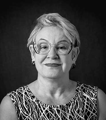 Mariana Bontorin, Trial Brazil Insurance Broker | Life Science Review | Top Clinical Research Insurance Brokerage Service in Latin America