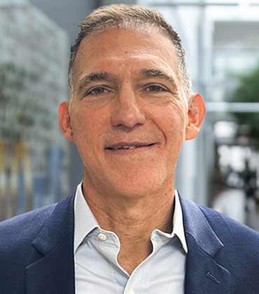 Gabriel Zenker, Royalmount Biopharma Services | Life Science Review | Top Pharmaceutical CDMO in Canada