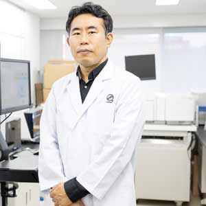 Kinori Tomikane, CEO, seeDNA