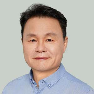 Moon Hong-Sung, CEO, GENIXCURE