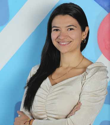 Lucia Cuadros Lucia Cuadros