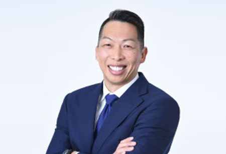 A New Paradigm in Pharmaceutical Sales and Marketing